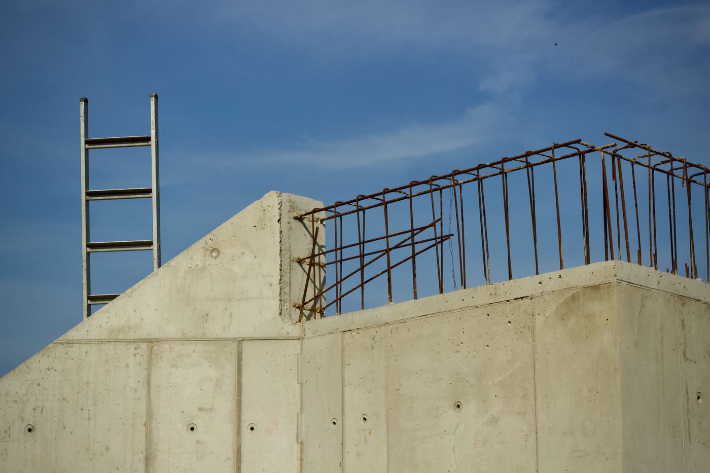 Estrutura de edificação em construção